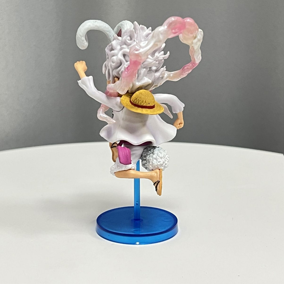 Figurine de course Nika Luffy  - Running Gear Japan avis et prix